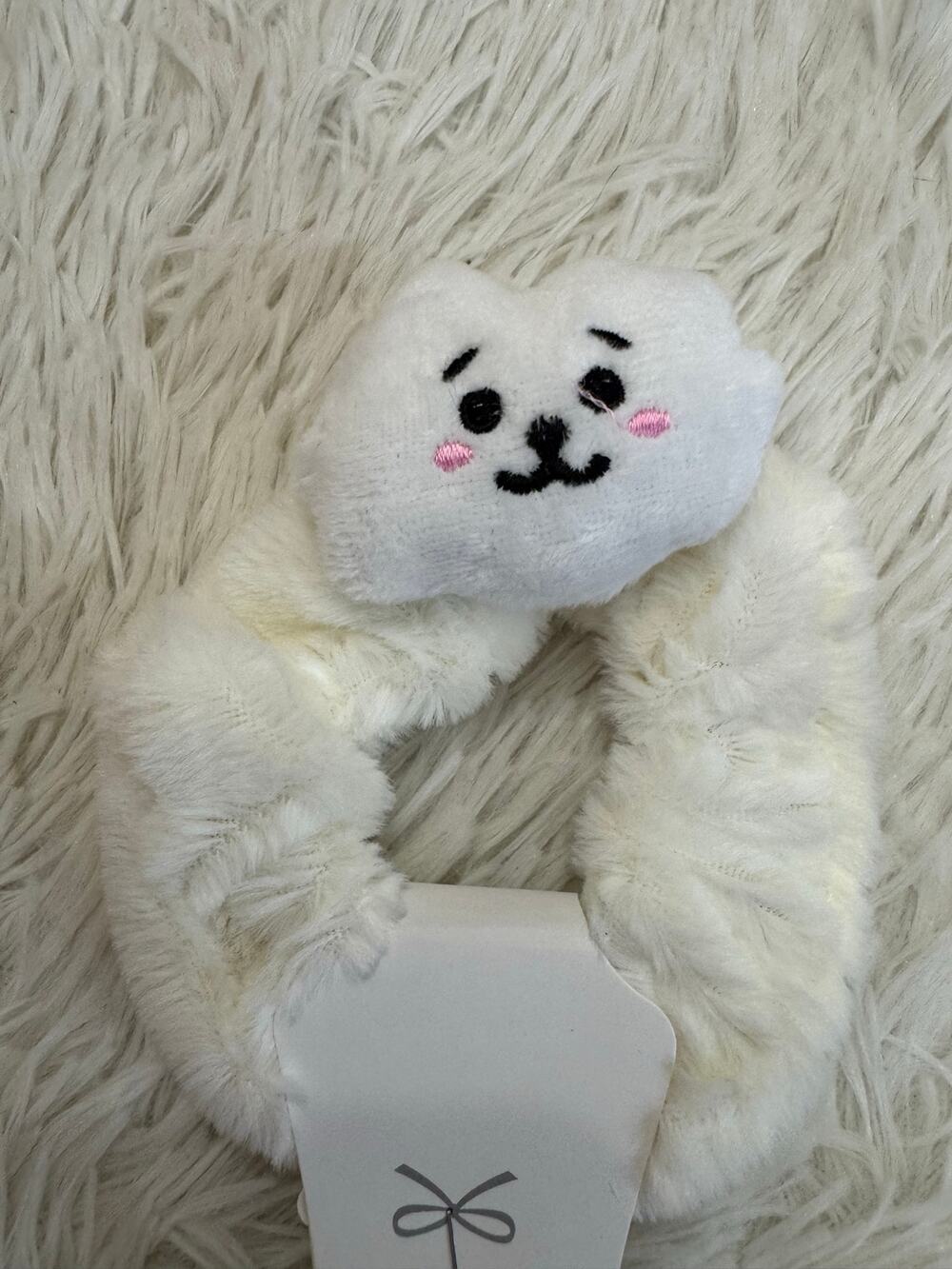 BT21 RJ plush embroidered face scrunchie  hair accessories White